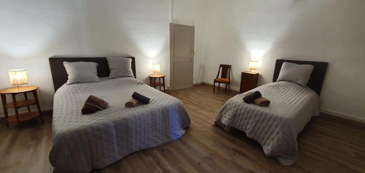 Gite De 420 Metres Carres Dans Chateau L'Ange Au Violon Jusqu'A 13 Couchages Conques-sur-Orbiel Bagian luar foto